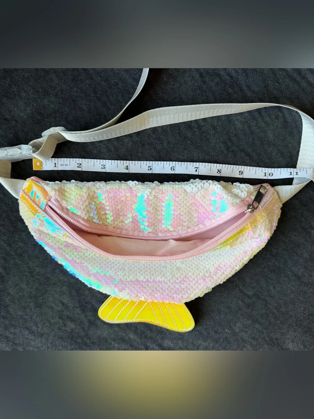 N/A sparkling iridescent